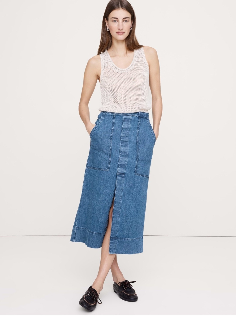 Banana Republic Women's Mid Blue Denim Jeans